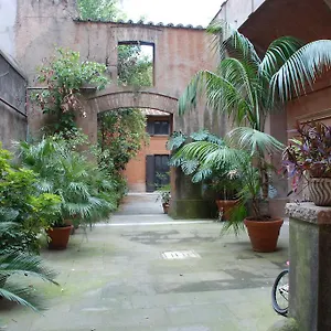 Apartment Palazzo Velli, Rome